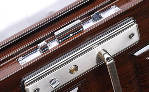 青山湖24小时上门开锁公司